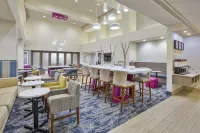 Hampton Inn & Suites Cleveland/Oakwood Village Hotels in Macedonia