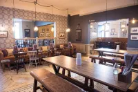 Royal Inn - Quầy Bar