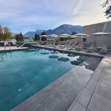 Le Pélican Отели в г. Анси