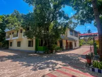 Eesha Residency Hotels near Venkateshwara Swamy Temple Pushkarani