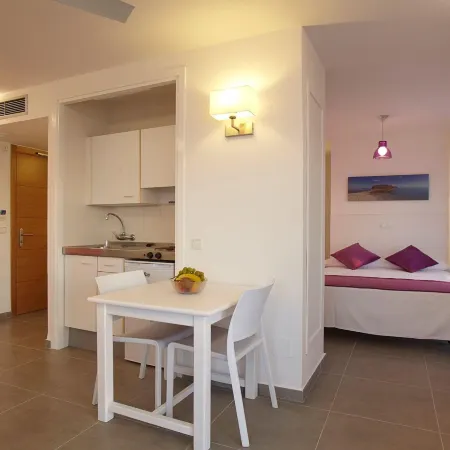 Aparthotel Nereida