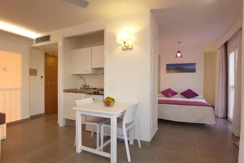 Aparthotel Nereida - 3 ดาว