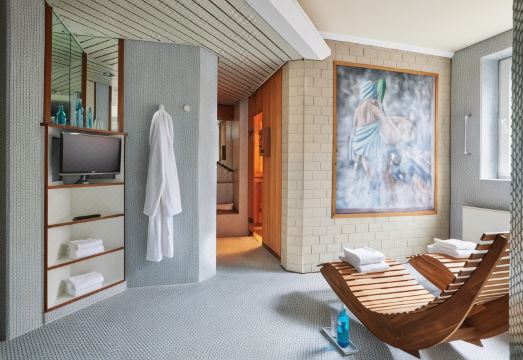 2. 호텔 센트럴 함..