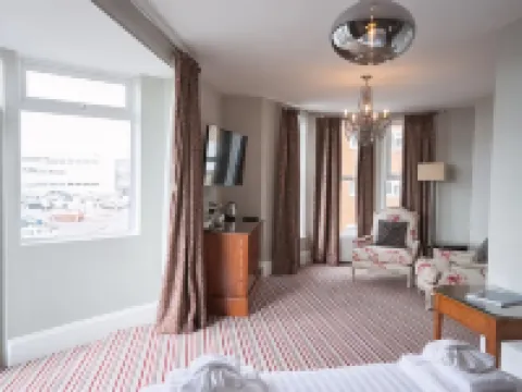 The Wayfarer Rooms