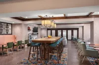 Hampton Inn & Suites Fresno