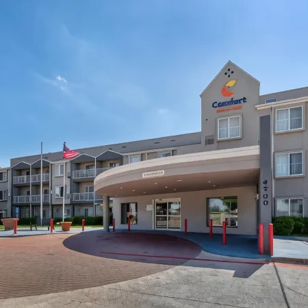 Comfort Suites DFW Airport