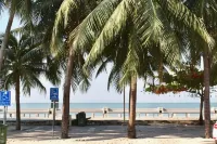 S2 Hotel - Beach