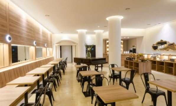 Unique Executive Central