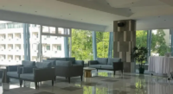 Travelite Hotel Legarda