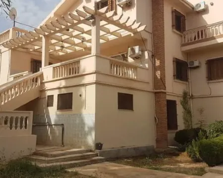 Villa l'Orangeraie, Wilaya de Tlemcen 托連森住宿飯店