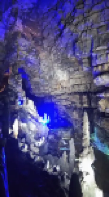 European Style Cozy Riverside Homestay (Hebin Road)