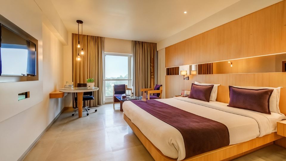 The Ssk Solitaire Hotel & Banquets