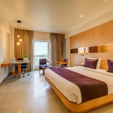 The Ssk Solitaire Hotel & Banquets