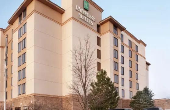 丹佛國際機場希爾頓大使套房酒店