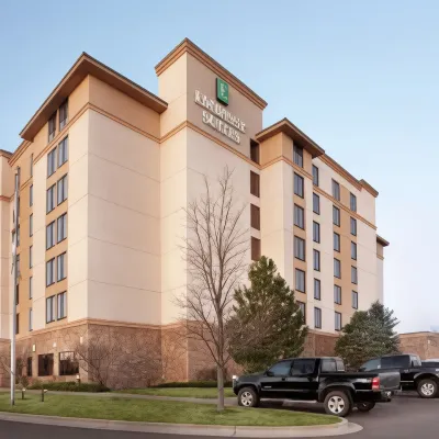 Embassy Suites by Hilton Denver International Airport Отели в г. Денвер