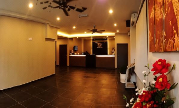 Golden Court Hotel - Tun Abdul Razak
