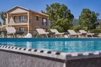 Sempre Viva Suites - Pools