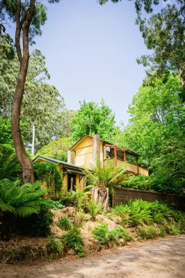 Como Cottage Accommodation Hotels in Mount Dandenong