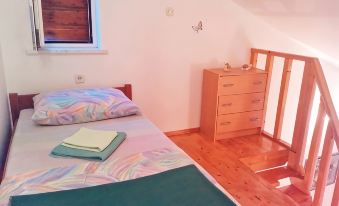 Apartments Anto 1296