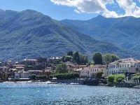 Vacation apartment / studio on Lake Maggiore with two terraces Hotels in Ghiffa