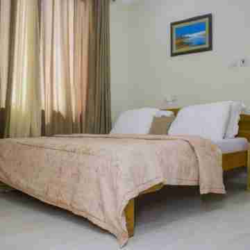 Exquisite 3 bedroom apartment with a view of the Atlantic ocean Rooms