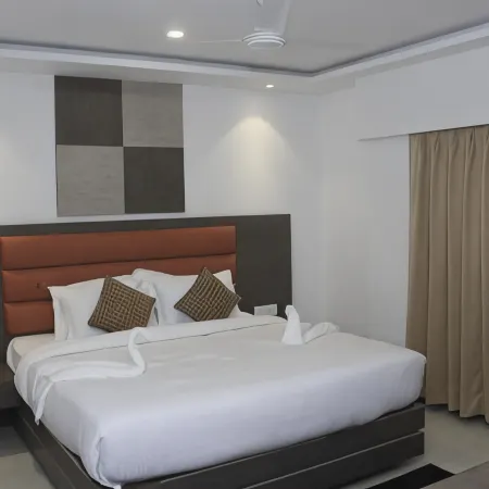 GK Palace Pure Veg Hotel
