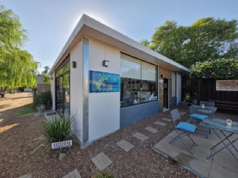 Squania套房集裝箱&單間公寓 酒店