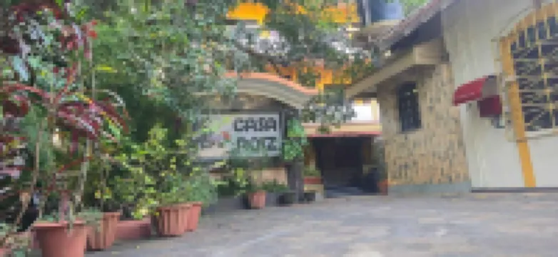 Casa Roiz Guest House