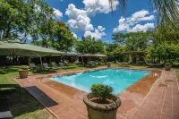 Perry's Bridge Hollow Boutique Hotel - Airport Shuttle
