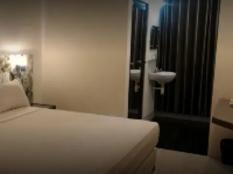 Hotel Bali Hotels in Madiun City