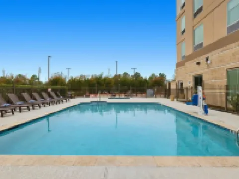 Kozy Hotel Houston North ヒューストンのホテル
