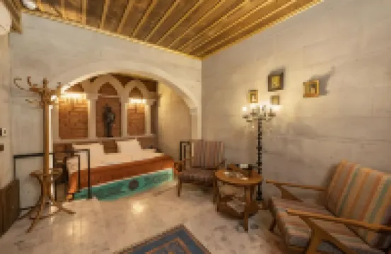 Foremanson Cave Hotel