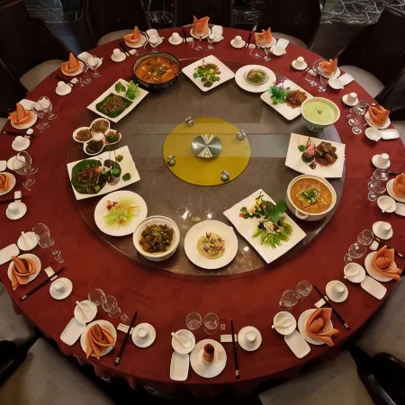 Hetang Yuechun Hotel