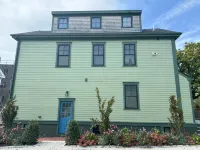 Epic Downtown Newport Location w Parking - ジャグジー