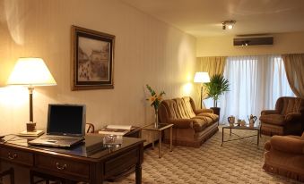 Feir's Park Hotel & Rooftop