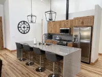 Spectacular 2BR house with view of Bitterroot Mountains. - 4-Star