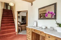 Cynynion Uchaf Farmhouse - Welsh Borders, 1700s, Epic Views - 3 stelle