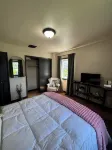 The Garden House - Renovated 2BR - Walk to LLWS - 3-Star