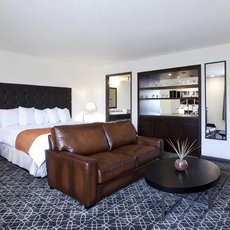 Redac Gateway Hotel Torrance
