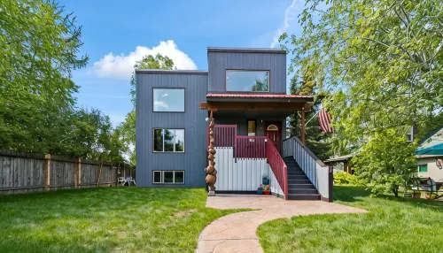 Mountain Vista Penthouse Huge 2BR w/views+jet tub