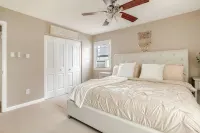 3 bedroom Family Friendly Retreat By the Bay! - 3성급
