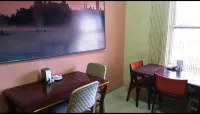 A Voyageur's Guest House - Homestays