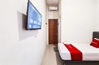 RedDoorz near Stasiun Purwokerto 2