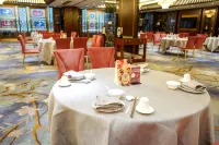 Wuzhou Riverside Grand Metropark Hotel - พร้อมอาหารเช้า