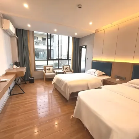 Baoshan Jingxin Hotel (Railway Station)