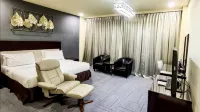 Narita Hotel Tangerang - Bãi đậu xe