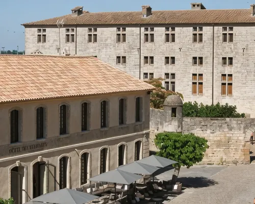 Boutique Hôtel des Remparts & Spa Hotels in Gard