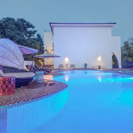 Zhi Lan Qiu Lakeside Homestay