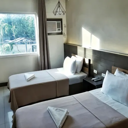 Leux Hotel Alona Panglao