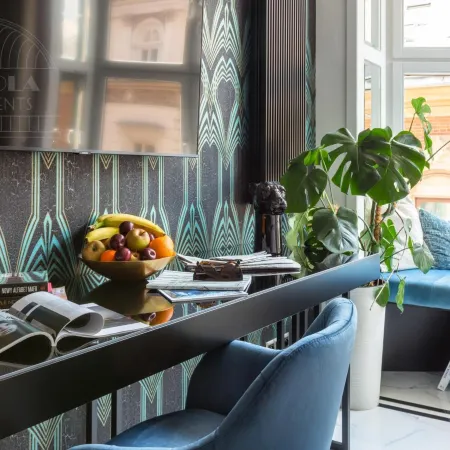 Feniks Main Square by Fragola Collection